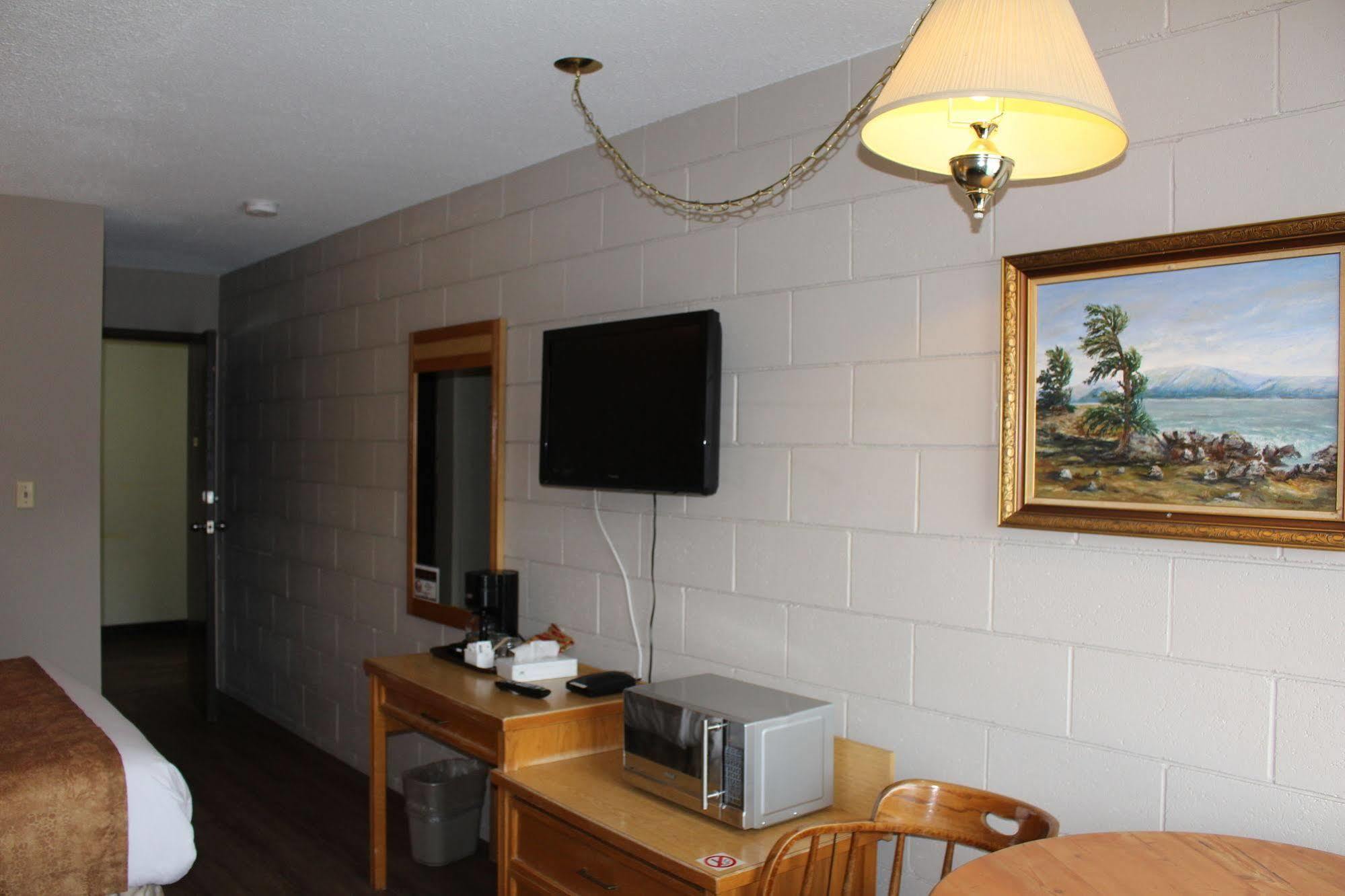 Armstrong Inn Екстериор снимка